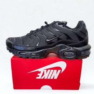 Size 10.5 -  Nike Air Max Plus Triple Black 604133-050 Men’s Brand New FAST SHIP